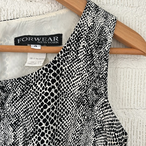 Forwear New York Size 4 Sleeveless Lined Shift Dress - Picture 3 of 8